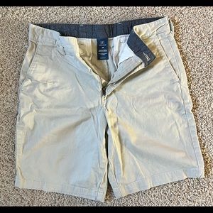 Men George Shorts size 30